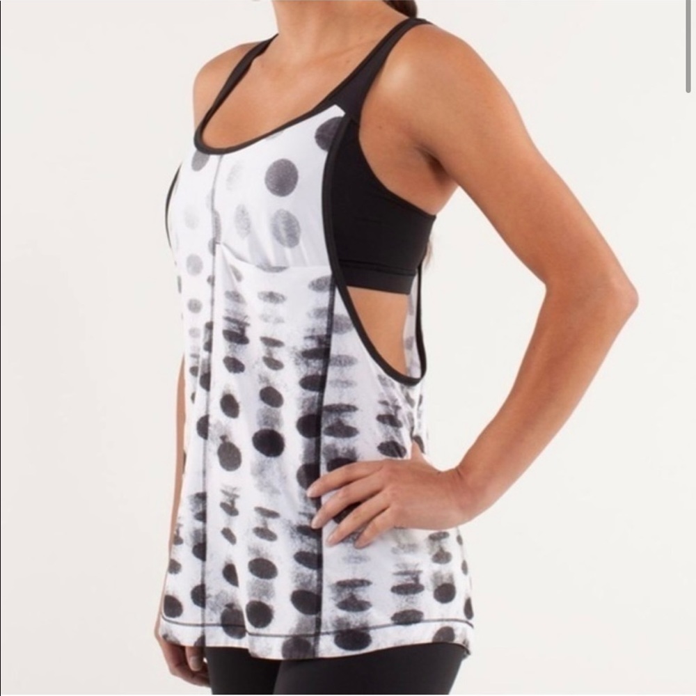 Lululemon Run: For Your Money Tank Tank with Sports Bra - Seaside Polka Dot